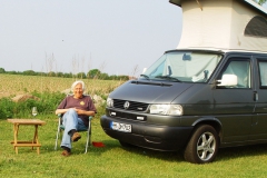 VW Bulli T4 California Coach, Wetfalia, umlackiert.