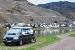 VW Bulli T4 California Coach, Wetfalia, umlackiert.