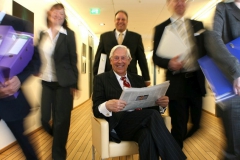 Für "Kontora"